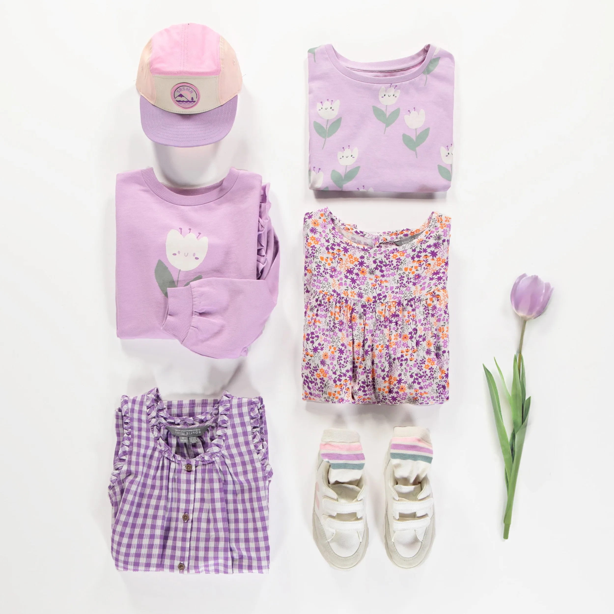 Robe à bretelles larges mauve et blanche à carreaux en seersucker, enfant || Purple and white checkered dress with large straps in seersucker, child