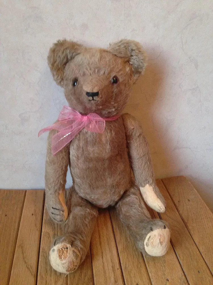 SOLD (1948) Frau Eti £65